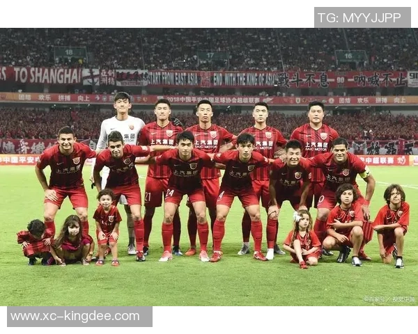 广州恒大与杭州绿城激战正酣谁能在中超赛场上笑到最后